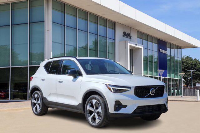 new 2025 Volvo XC40 car, priced at $48,315