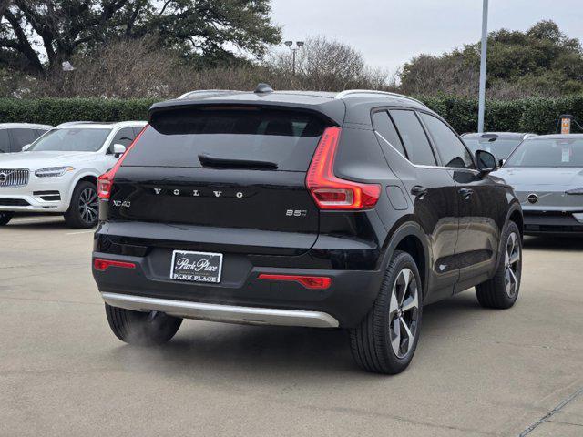 new 2025 Volvo XC40 car, priced at $45,465