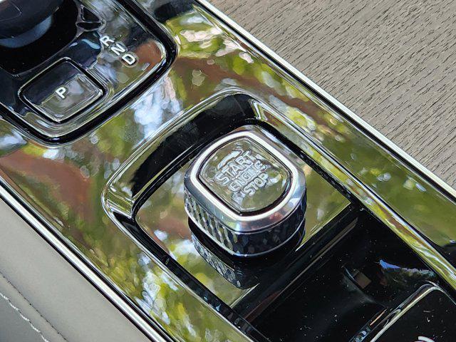 new 2026 Volvo XC90 car, priced at $71,825