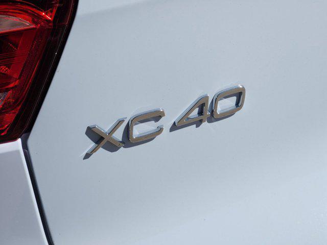 new 2025 Volvo XC40 car, priced at $51,550