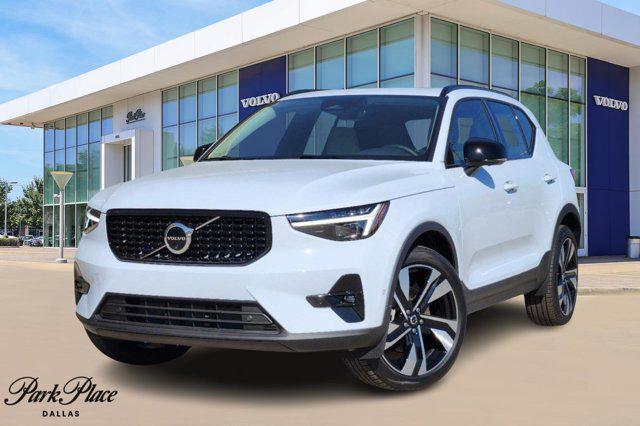 new 2025 Volvo XC40 car, priced at $51,550