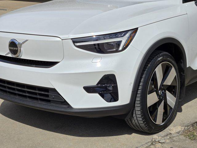used 2022 Volvo C40 Recharge Pure Electric car, priced at $33,982