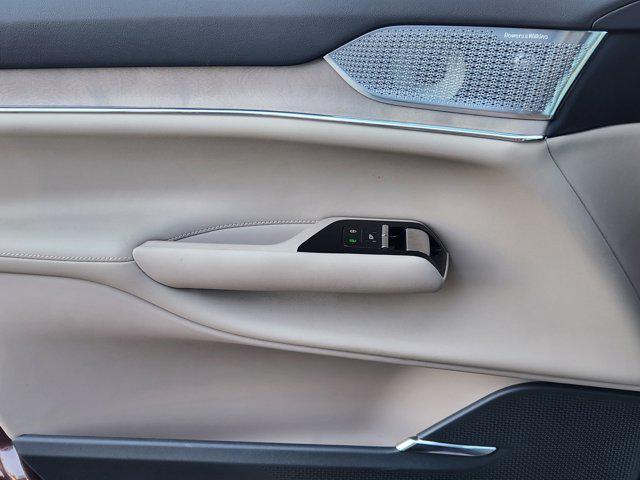 new 2025 Volvo EX90 car, priced at $95,140
