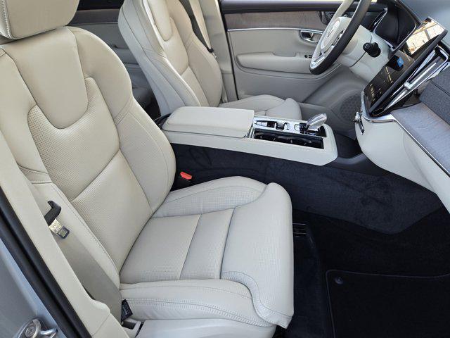 new 2026 Volvo XC90 car, priced at $75,155