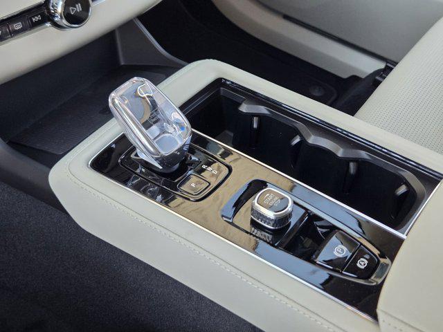 new 2026 Volvo XC90 car, priced at $75,155