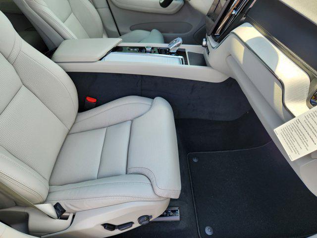 new 2026 Volvo XC60 car, priced at $64,930