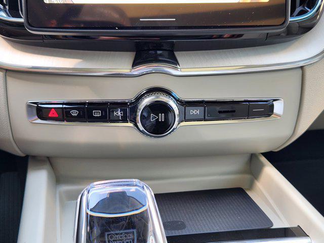 new 2026 Volvo XC60 car, priced at $64,930