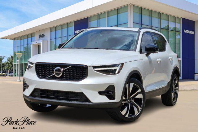 new 2025 Volvo XC40 car, priced at $51,765