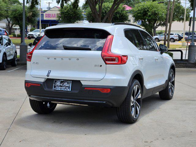 new 2025 Volvo XC40 car, priced at $51,765