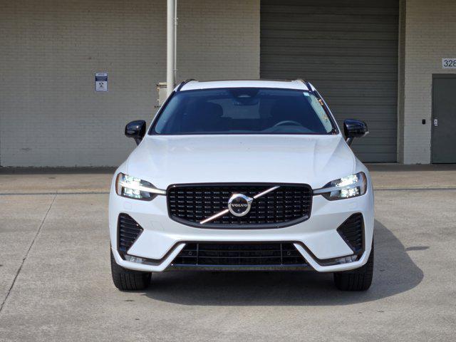used 2023 Volvo XC60 car, priced at $32,035