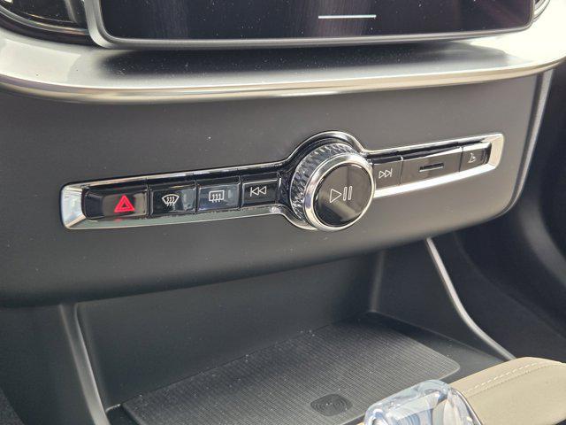 new 2026 Volvo XC90 car, priced at $71,825