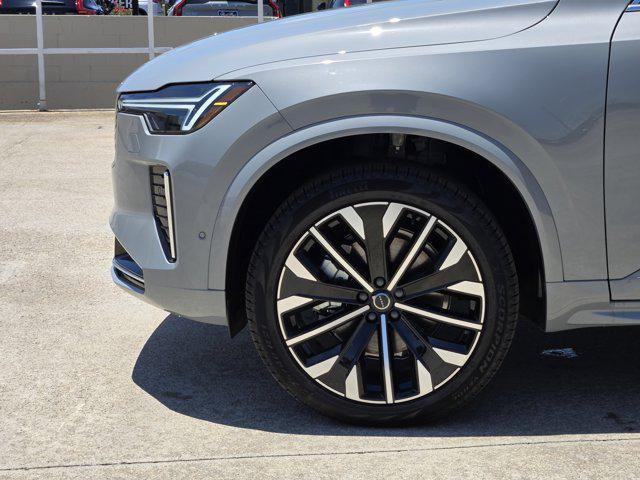 new 2025 Volvo XC90 car, priced at $69,155