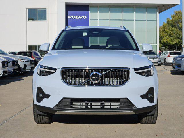 new 2025 Volvo XC40 car, priced at $48,315