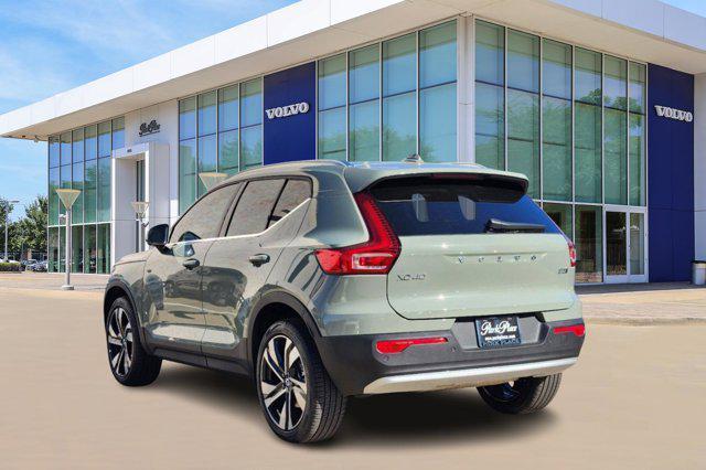 new 2025 Volvo XC40 car, priced at $48,820