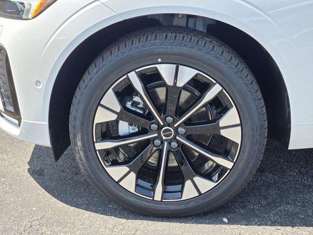new 2026 Volvo XC60 car, priced at $57,985