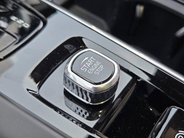 new 2026 Volvo XC60 car, priced at $57,985