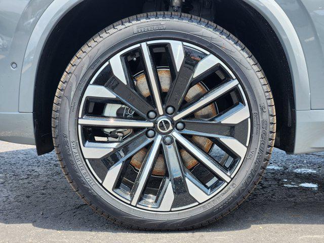 new 2025 Volvo XC90 Plug-In Hybrid car, priced at $82,405