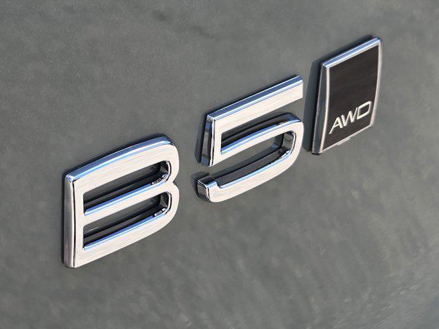 new 2025 Volvo XC40 car, priced at $50,610