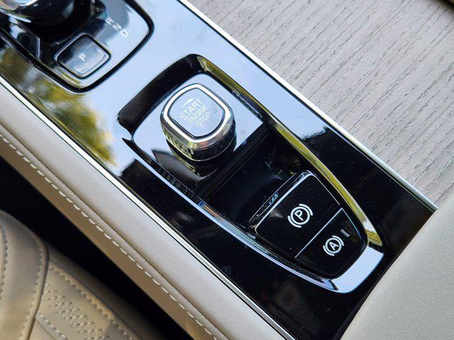 new 2026 Volvo XC90 car, priced at $71,825