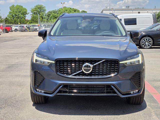 new 2025 Volvo XC60 car, priced at $60,660