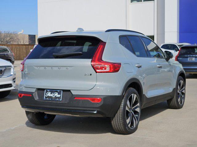 new 2025 Volvo XC40 car, priced at $49,170