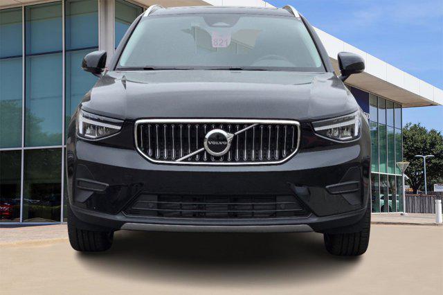 new 2025 Volvo XC40 car, priced at $44,845