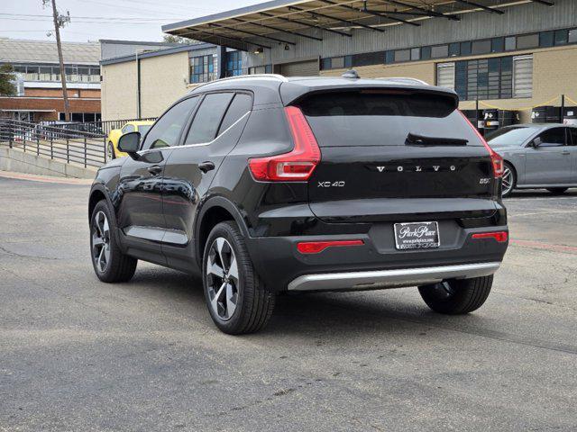 new 2025 Volvo XC40 car, priced at $44,845