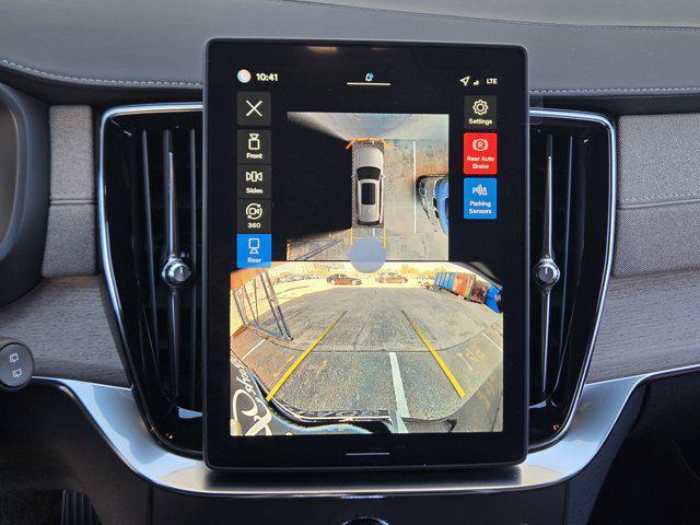 new 2026 Volvo XC90 car, priced at $79,545