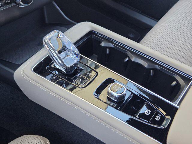 new 2026 Volvo XC90 car, priced at $79,545