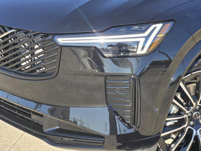 new 2026 Volvo XC90 car, priced at $79,545