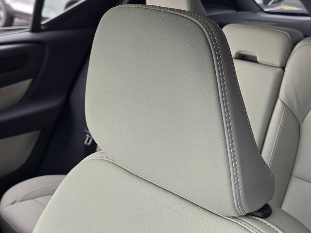 new 2025 Volvo XC40 car, priced at $50,610