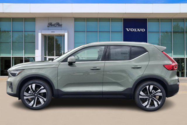 new 2025 Volvo XC40 car, priced at $50,610