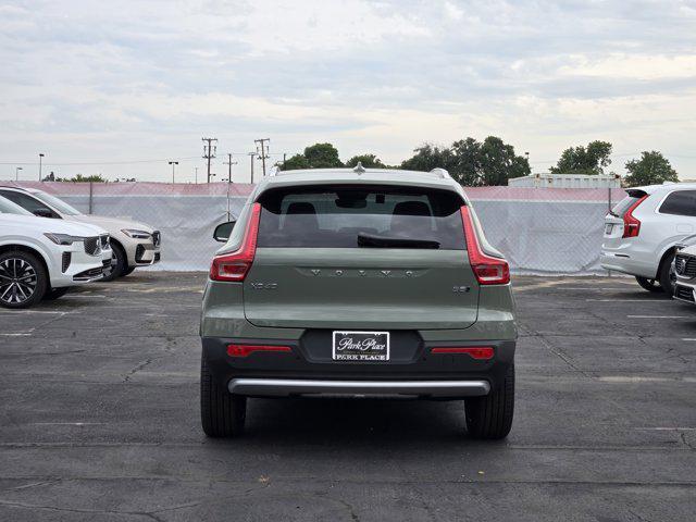 new 2025 Volvo XC40 car, priced at $50,610