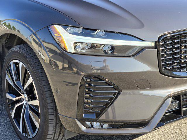 used 2023 Volvo XC60 car, priced at $37,991