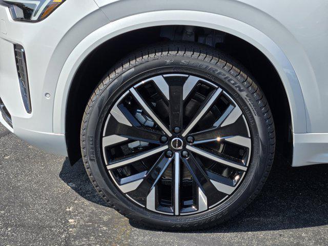 new 2026 Volvo XC90 car, priced at $71,825