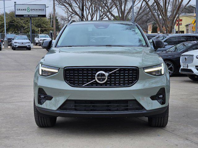 new 2025 Volvo XC40 car, priced at $47,145