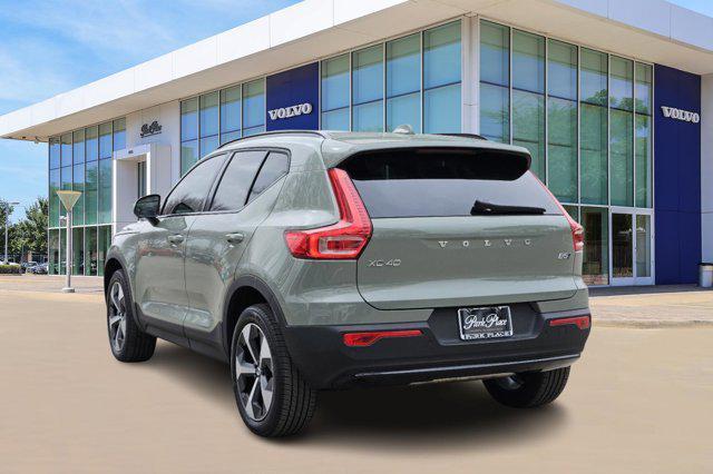 new 2025 Volvo XC40 car, priced at $47,145