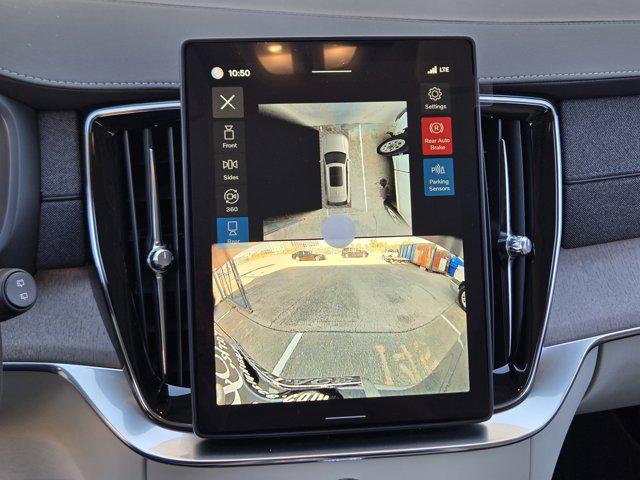 new 2026 Volvo XC90 car, priced at $75,155