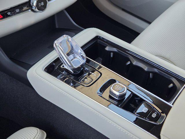 new 2026 Volvo XC90 car, priced at $75,155