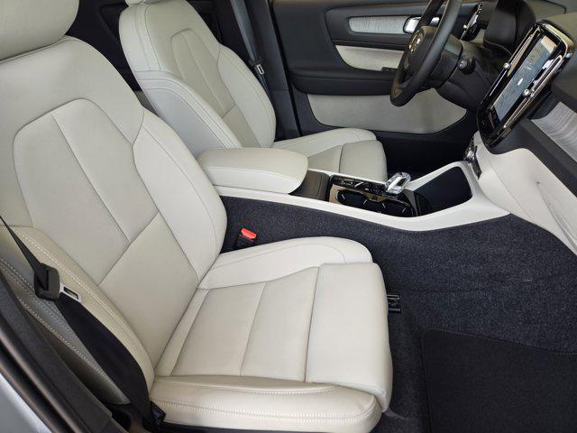 new 2025 Volvo XC40 car, priced at $49,460