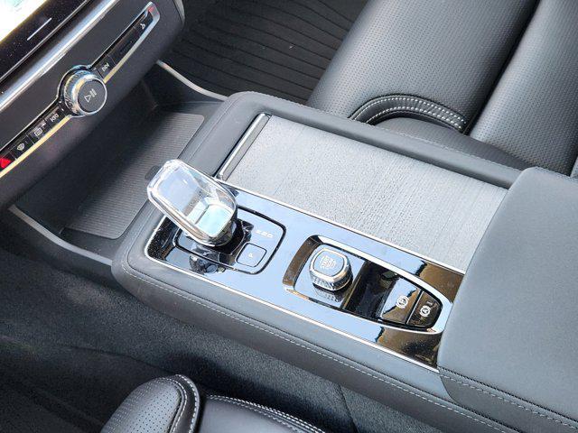 new 2026 Volvo XC90 car, priced at $81,425