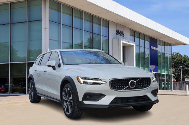 new 2025 Volvo V60 Cross Country car, priced at $55,025