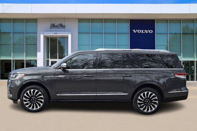 used 2023 Lincoln Navigator car, priced at $79,991