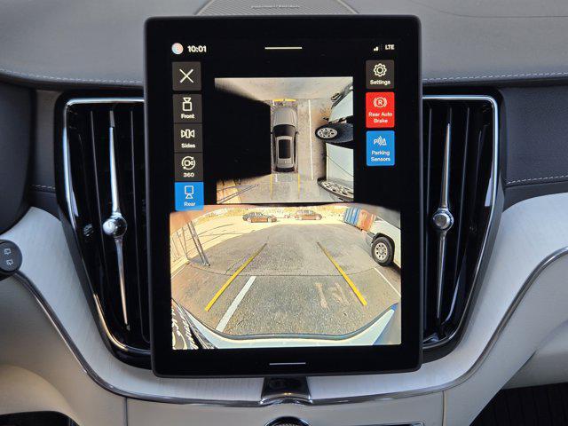 new 2026 Volvo XC60 car, priced at $63,935