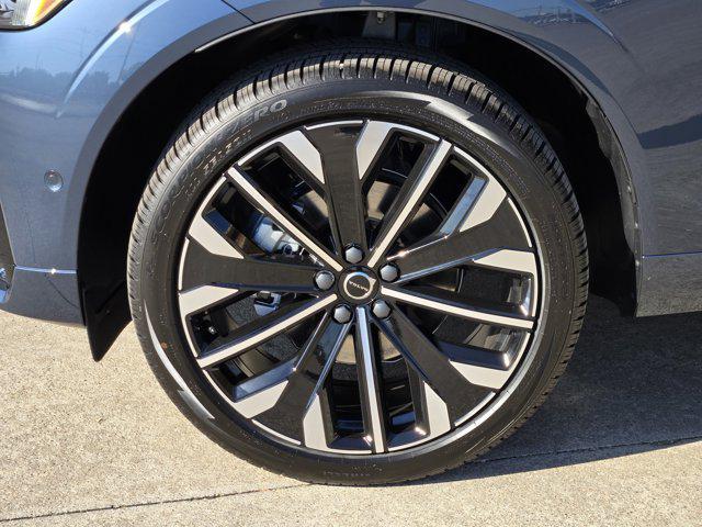 new 2026 Volvo XC60 car, priced at $63,935