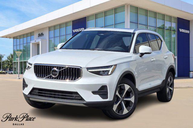 new 2025 Volvo XC40 car, priced at $45,465