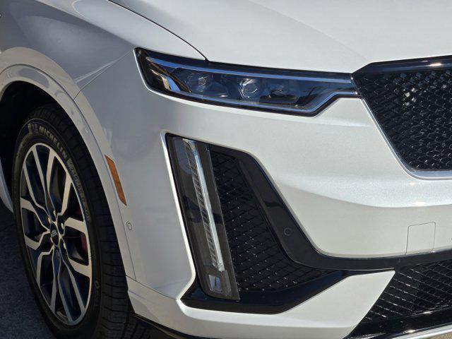 used 2024 Cadillac XT6 car, priced at $49,460