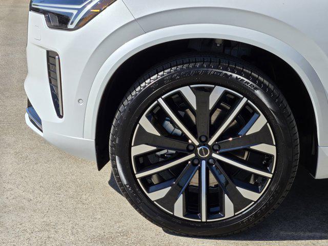 new 2026 Volvo XC90 car, priced at $71,825