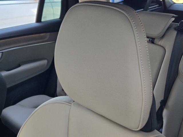 new 2026 Volvo XC90 car, priced at $71,825