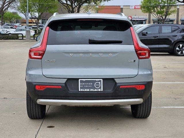 used 2024 Volvo XC40 car